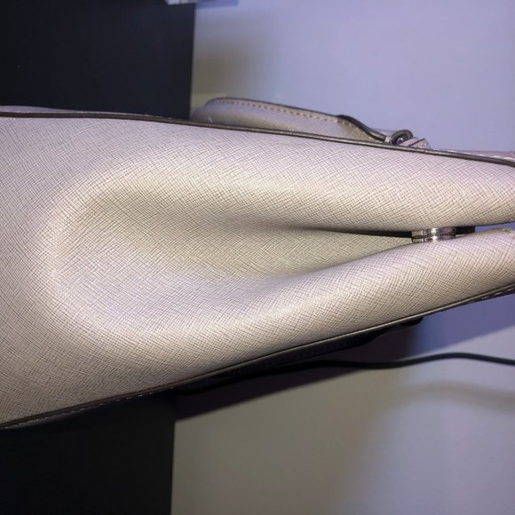 MEDIUM GREY MICHAEL KORS PURSE - Picture 2 of 4